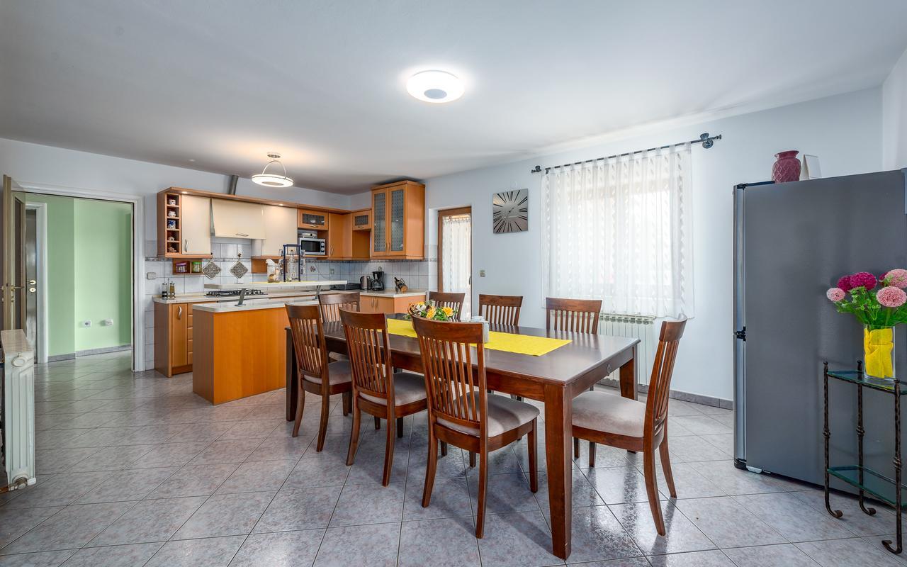 Villa Krizanci Žminj Exterior foto